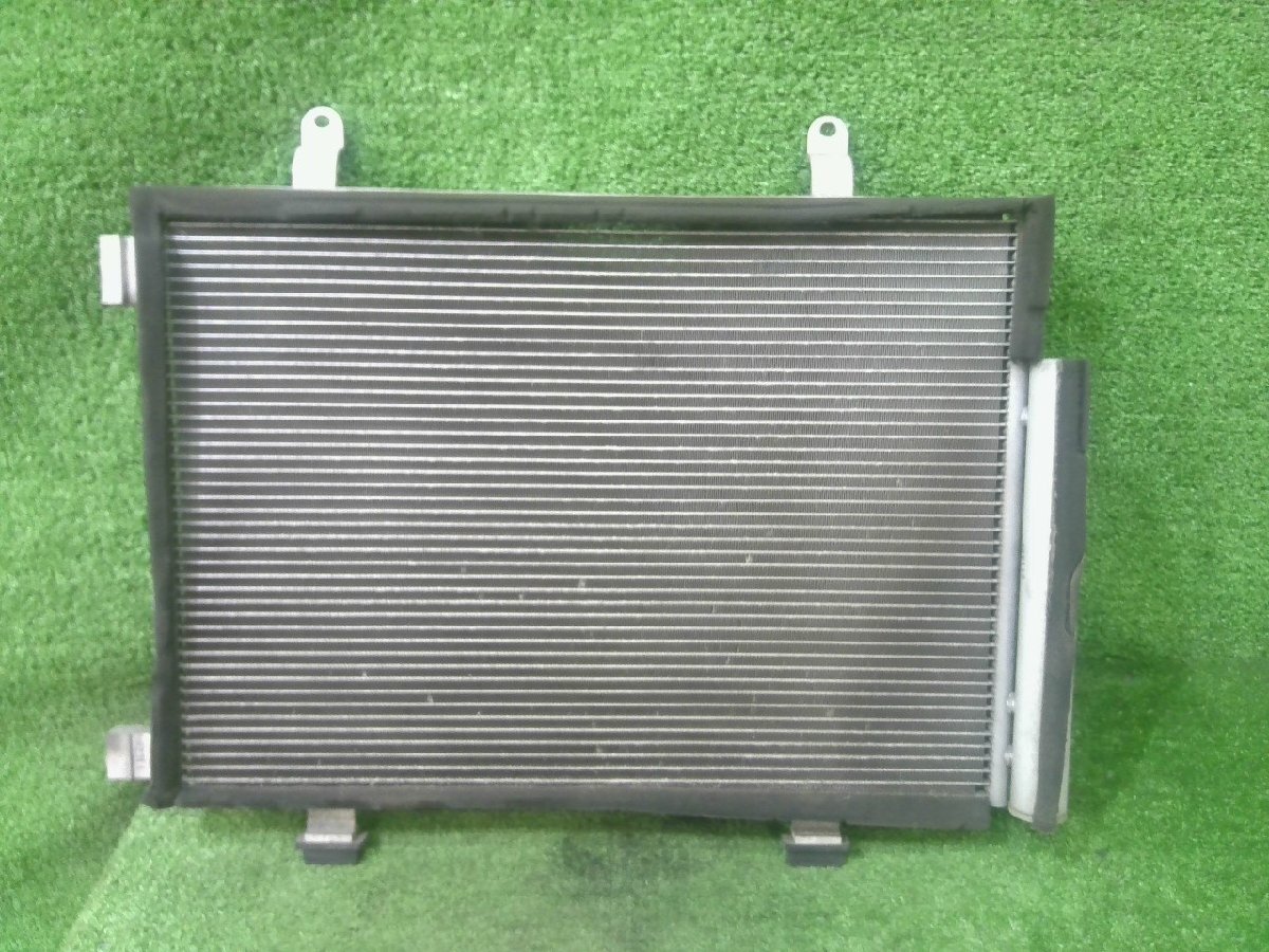 デリカD2 DBA-MB15S コンデンサー S K12B Z7T MQ502084拍卖