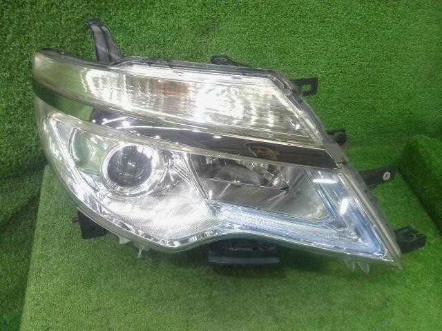 セレナ DAA-HC26 右 ヘッドランプ ヘッドライト ASSY ライダー ブラックライン S-ハイブリッド MR20DD QAB 26010-3JY5A拍卖