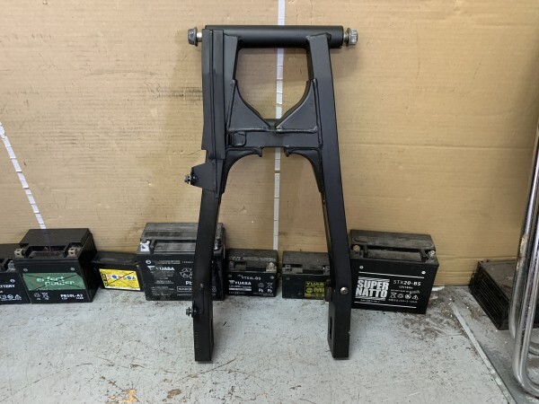 ニンジャ EX250K スイングアーム ☆ 傷あり拍卖