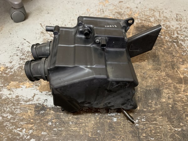 ニンジャ EX250K エアクリーナー ☆ 色あせ傷あり拍卖