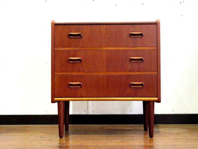 北欧ヴィンテージ・デンマーク・チーク・3段スモール・ナイトスタンド・解体・メンテ済/検索ウェグナー・ク リスチャンセン・モーエンセン拍卖