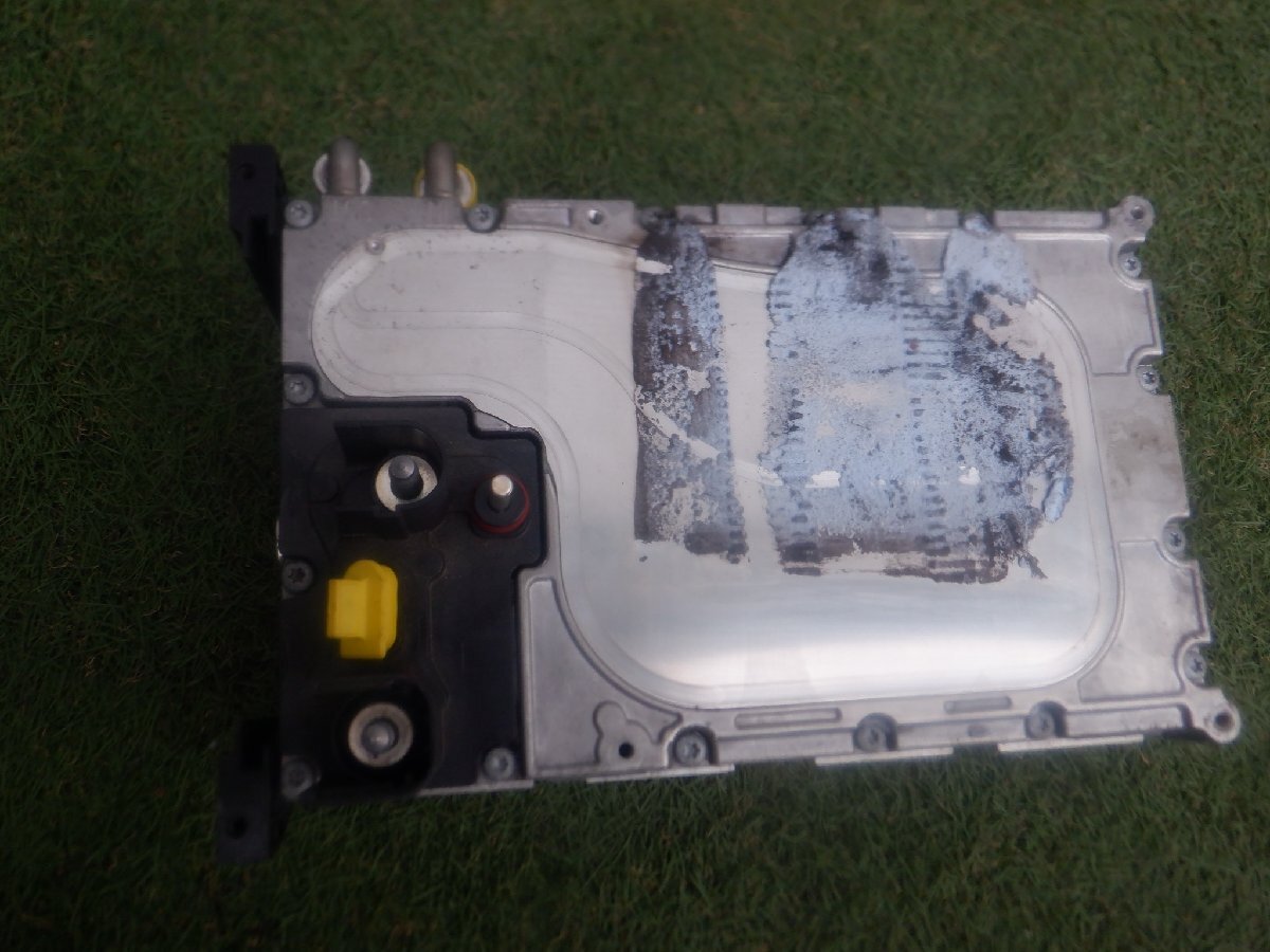 ベンツ純正 W205 Cクラス HV ハイブリッドバッテリー インバーター? モジュール ユニット A0009824212 A0009021744 m-25-10-93拍卖