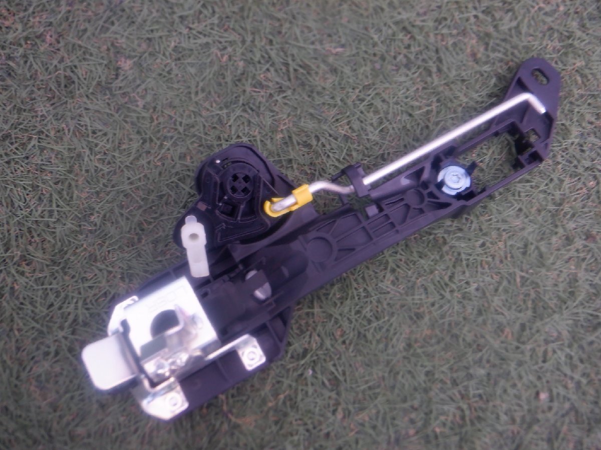 レクサス純正 TAZA25 NX350 AAZA20 AAZA25 NX250 AAZH20 AAZH25 AAZH26 NX450H ? 20系 NX フロントドアインサイドハンドル 69201-78040拍卖