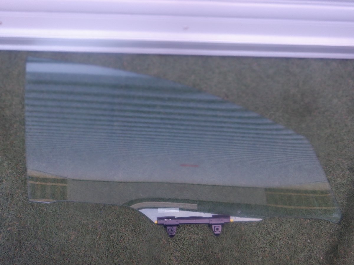 レクサス純正 TAZA25 NX350 AAZA20 AAZA25 NX250 AAZH20 AAZH26 NX450 NX 20系 ウィンドウ ガラス フロント ドア 右側 運転席 68101-78100拍卖