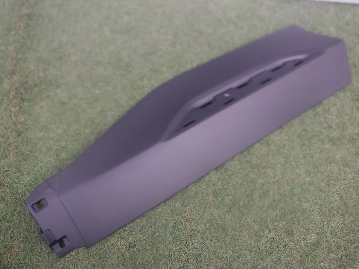 新車外し トヨタ純正 MXPB10 MXPB15 MXPJ10 MXPJ15 ヤリスクロス サイドステップ ドアパネル リア 右側 運転席 75077-52030 m-25-10-174拍卖