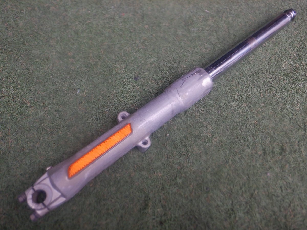 純正 SHOWR ハーレーダビッドソン ソフテイル フロントフォーク アウター チューブ フォークスライダー G592-R R45915-00 L45916-00拍卖