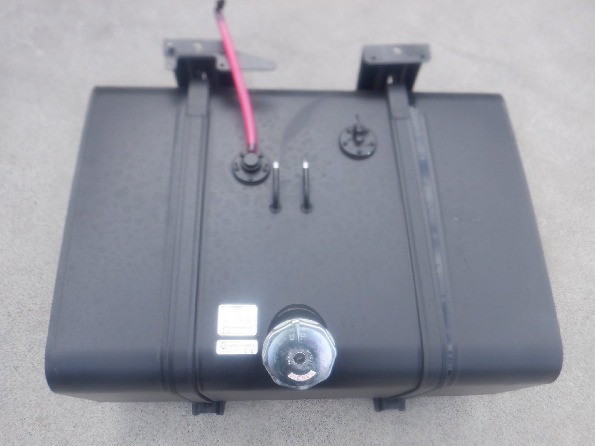 新車外し 日野 NINO 純正品 スチール 燃料タンク 200リットル タイプ2 900mm×652mm×415mm 200L フューエルタンク ステー付き拍卖