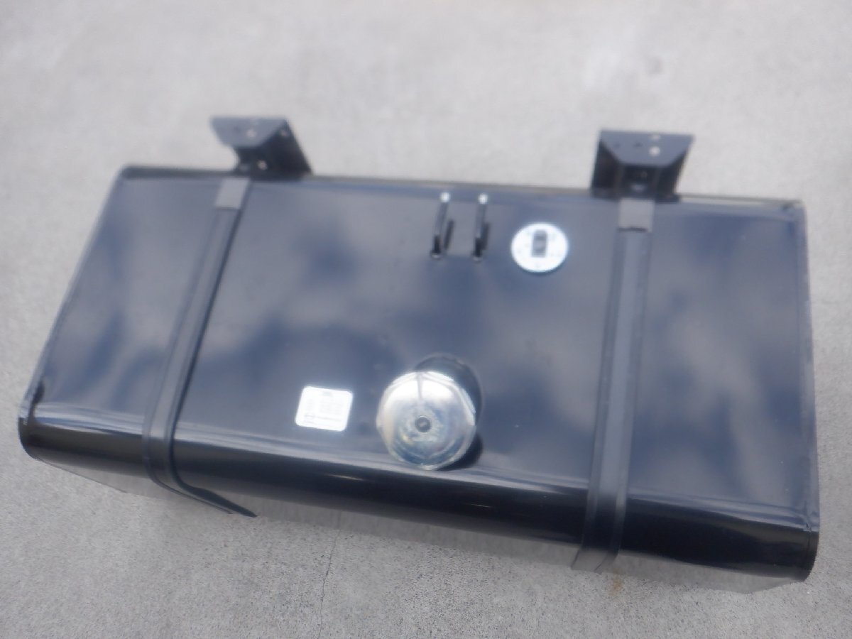 新車外し 日野 NINO 純正品 スチール 燃料タンク 200リットル タイプ1 1075mm×532.8mm×392.8mm 200L フューエルタンク ステー付き拍卖