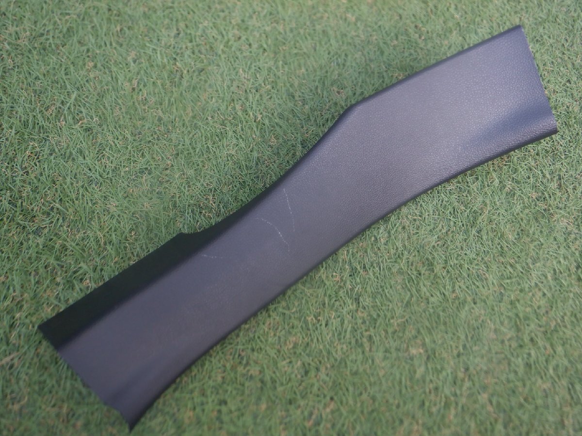 新車外しトヨタ純正 ZWE219H MZEA12H ZWE213H 210 カローラスポーツ 後期 リア スカッフプレート パネル カバー 左側 67918-12260 25-3-366拍卖