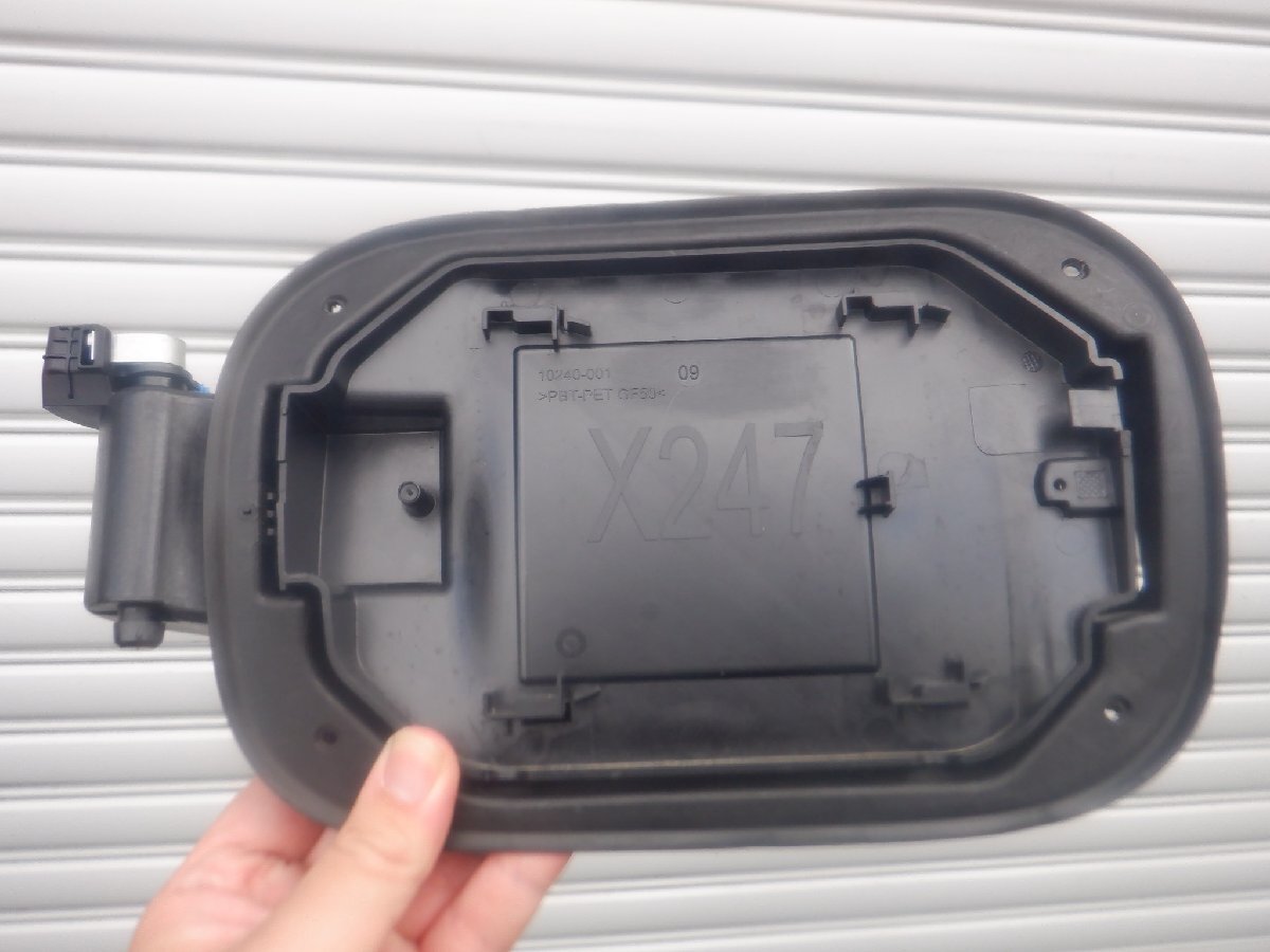 ベンツ純正 W247 X247 GLBクラス ?? 給油口 カバー パネル フューエル カバー パネル A2476307703 A2476307403 m-25-10-527拍卖