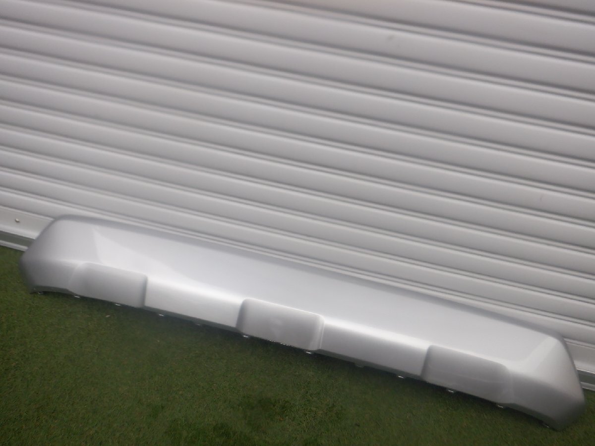 新車外し トヨタ純正 MXAA52 MXAA54 AXAH52 AXAH54 50系 RAV4 ラブ4 リアバンパー ガーニッシュ パネル カバー 52453-42040 シルバー拍卖