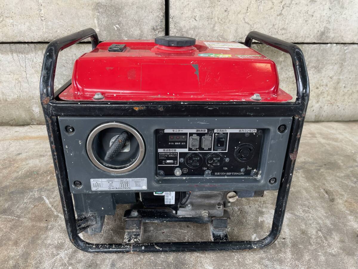 福岡発☆新ダイワ IEG2501 インバ-タ-ガソリンエンジン発電機 定格出力2.5kVA 軽量29.5kg 動作確認済 ガソリン 小型 軽量 100v 中古品拍卖