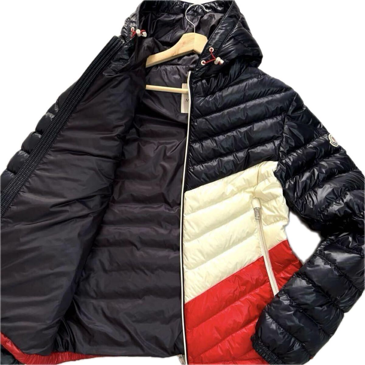 未使用級!!!XLサイズ● MONCLER 【大人の品格】モンクレール PALLISER パリサー ダウンジャケット フード トリコロール 4 XL 国内正規拍卖