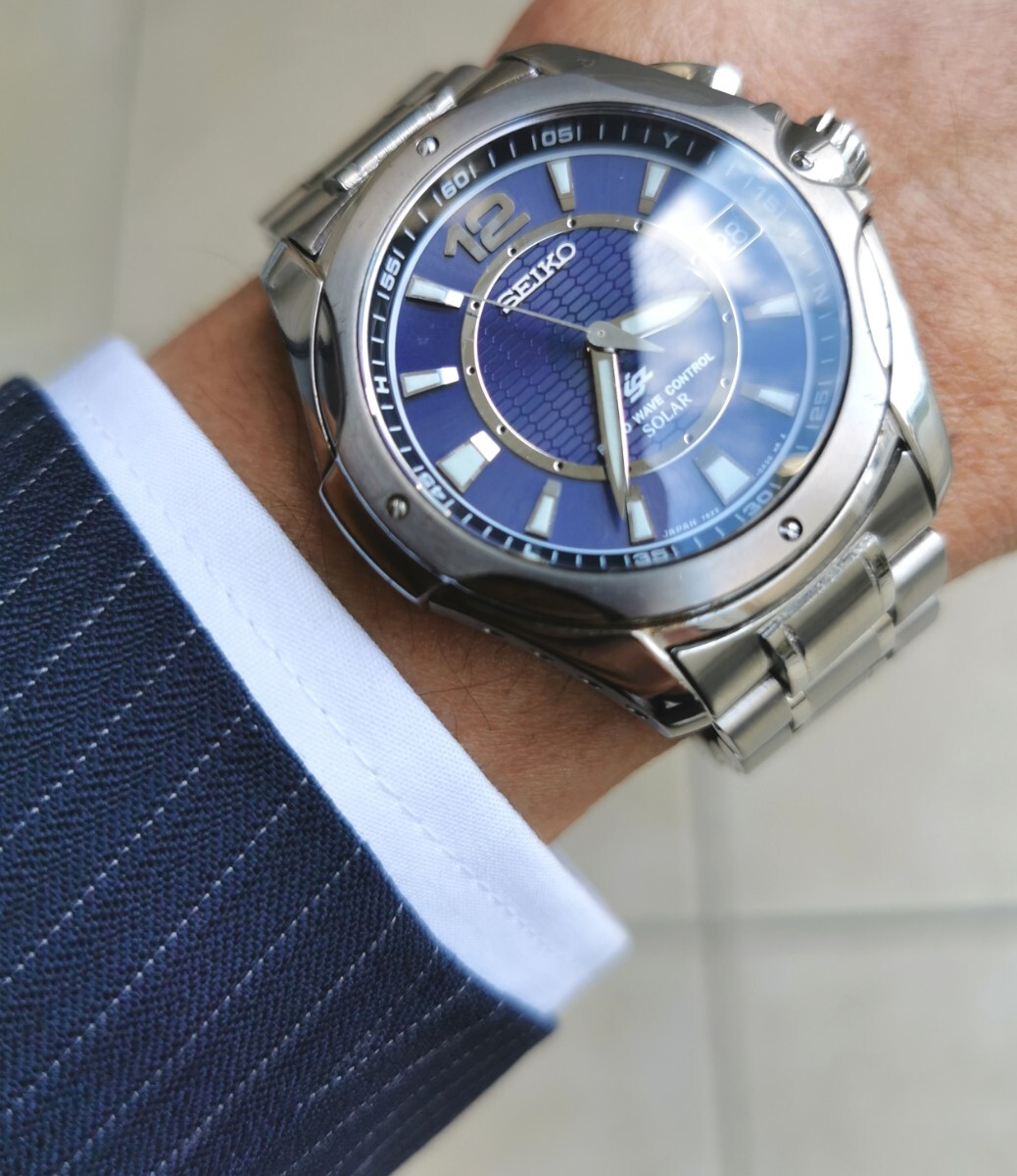 セイコーの電波ソーラー腕時計 レーシング風 非純正ベルト拍卖