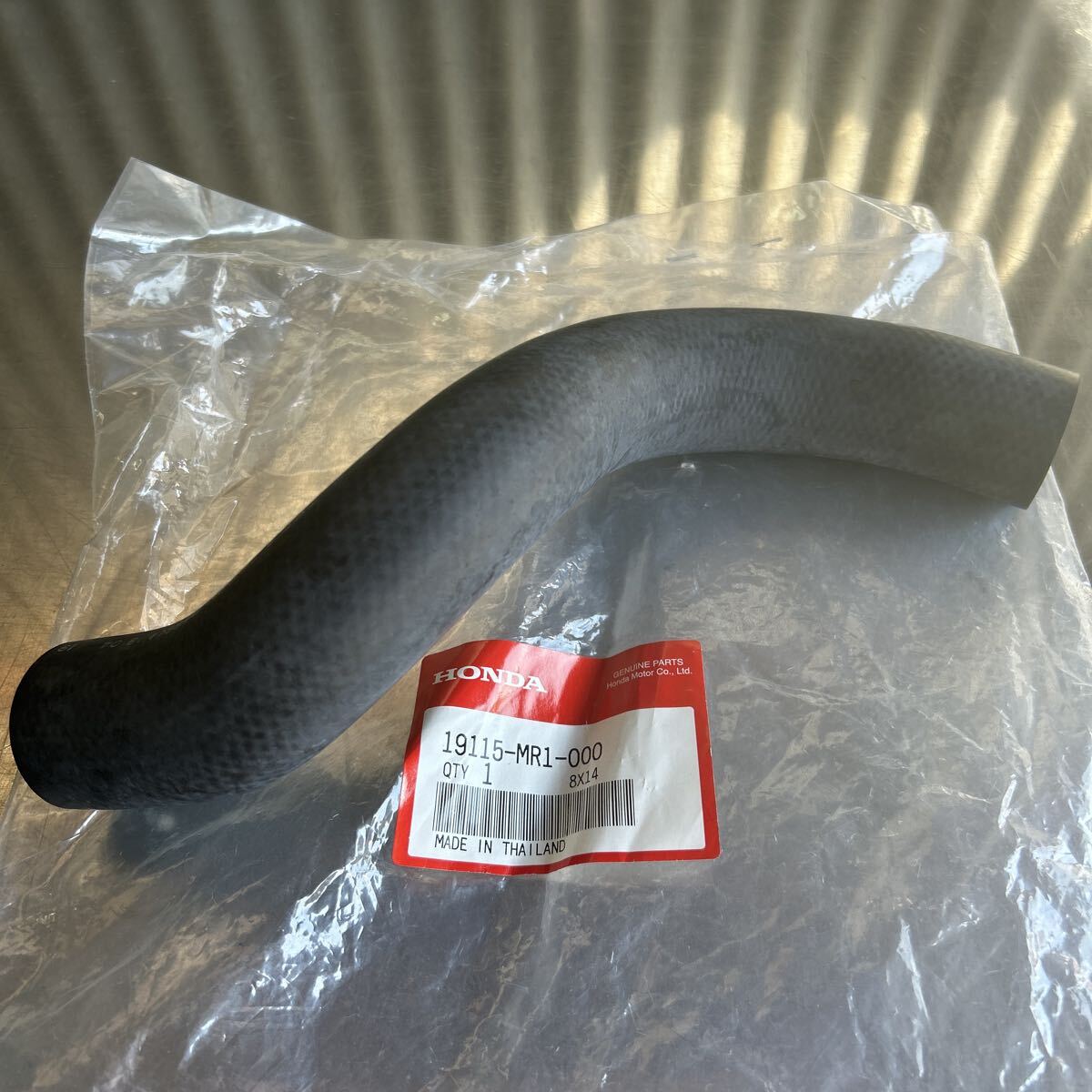 スティード400 純正 ラジエターホース ロア 新品 19115-MR1-000(1015.5)拍卖