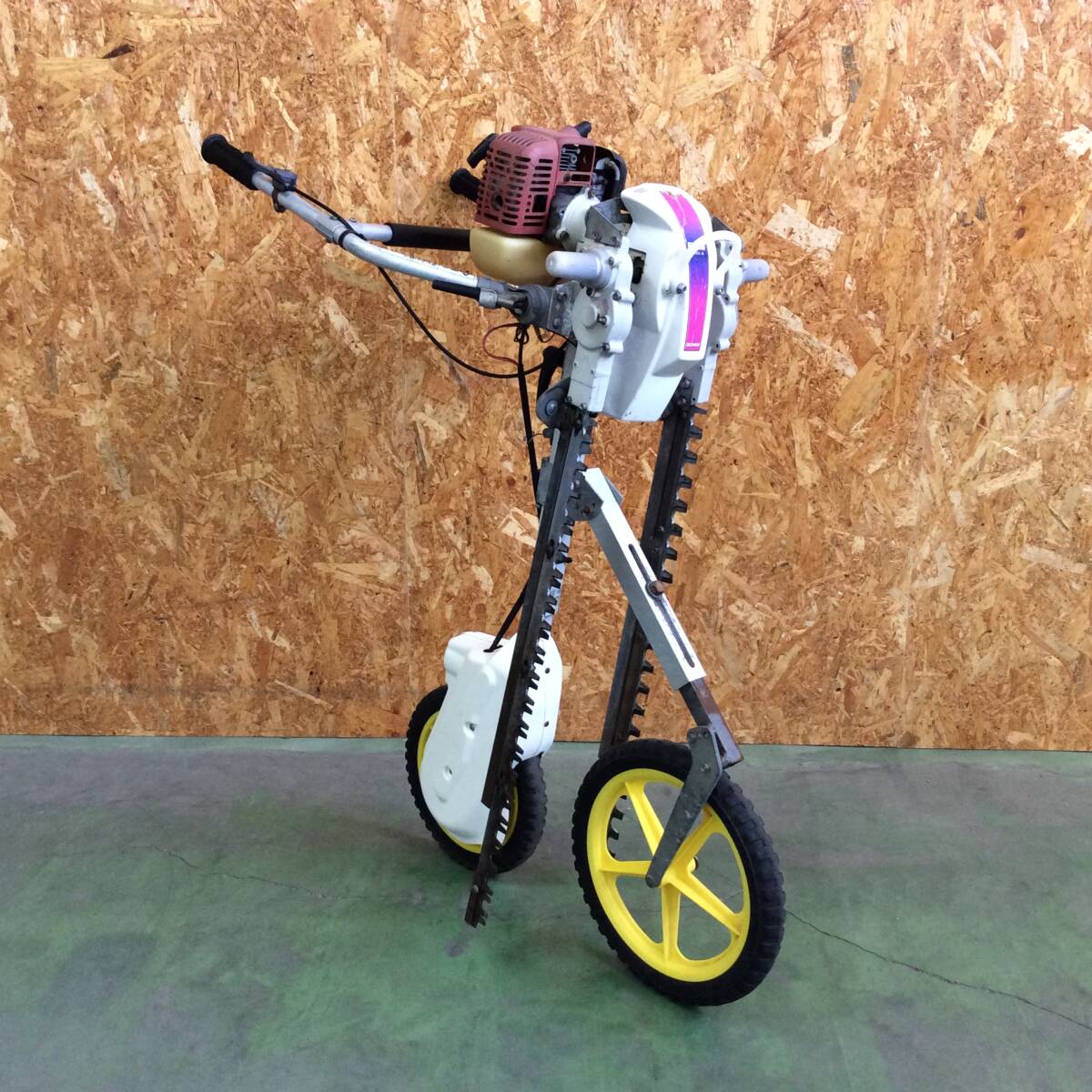 【H-3710】中古品 OCHIAI 落合 オチアイ 自走型両面裾落し機 EW-160 茶園【引き取り限定・静岡県浜松市】拍卖