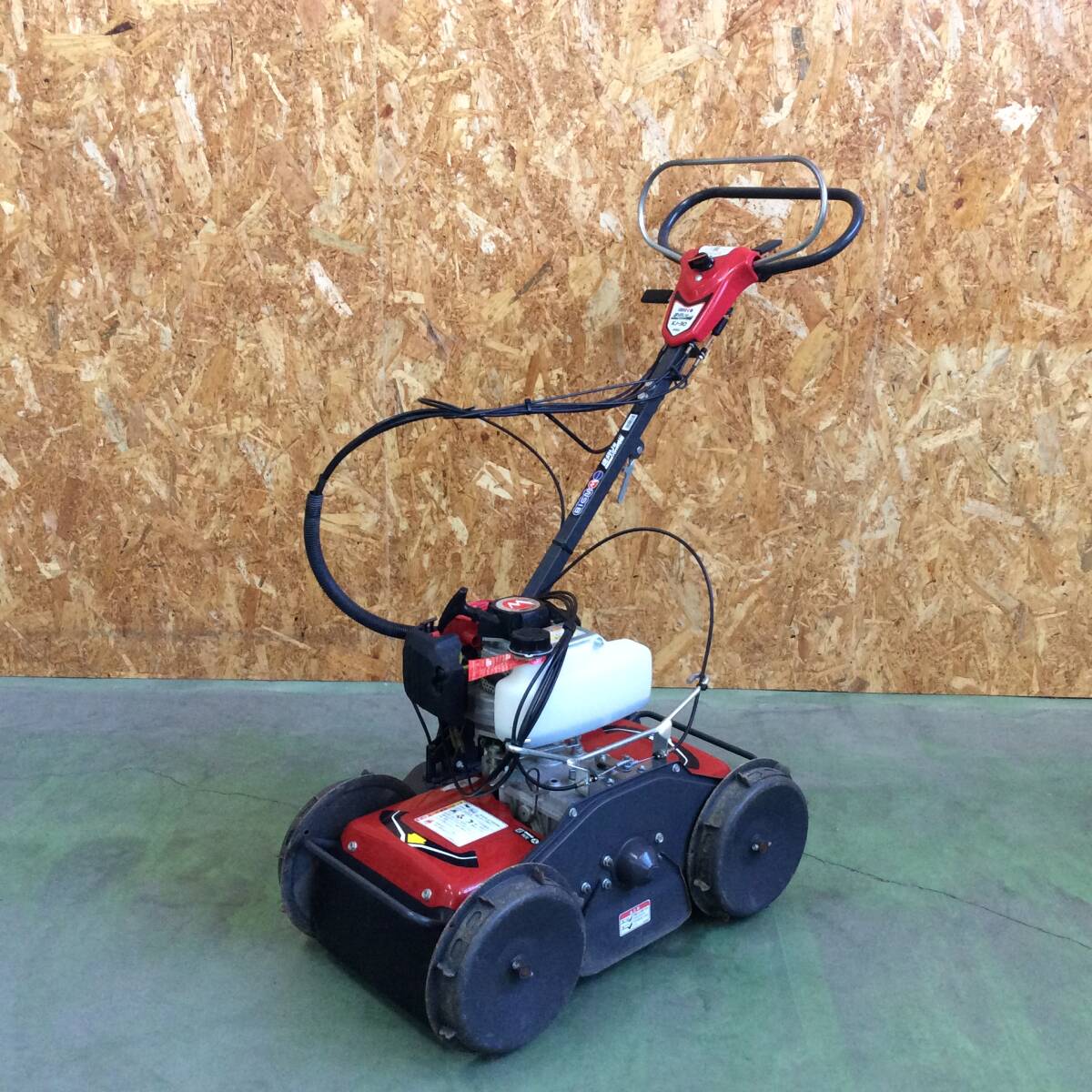 【H-3751】中古品 丸山 マルヤマ BIGM 自走式草刈機 KJ-30 4WD 芝刈機 速刈り君【引き取り限定・静岡県浜松市】拍卖