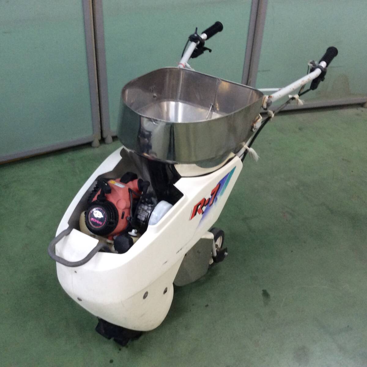 【H-3712】中古品 OCHIAI 落合 オチアイ 自走式 肥料散布機 IR-7 農機具 【引き取り限定・静岡県浜松市】拍卖