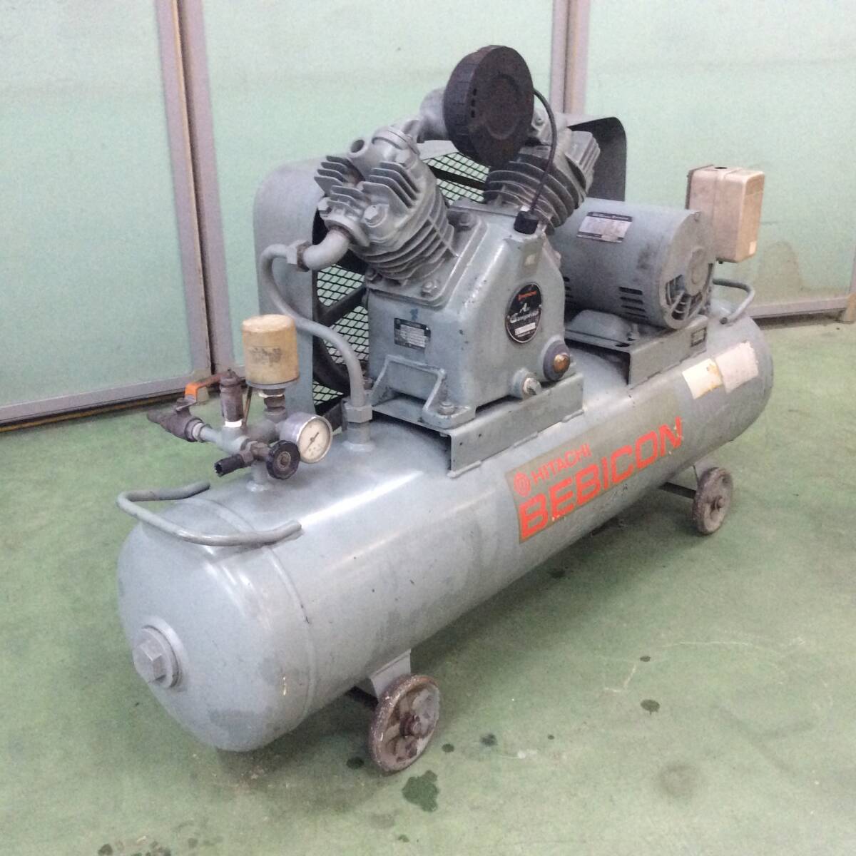【H-3704】中古品 日立 ヒタチ エアーコンプッサー 2.2P-9.5V 60Hz ベビコン 200V 2.2kw 3馬力 【引き取り限定・静岡県浜松市】拍卖