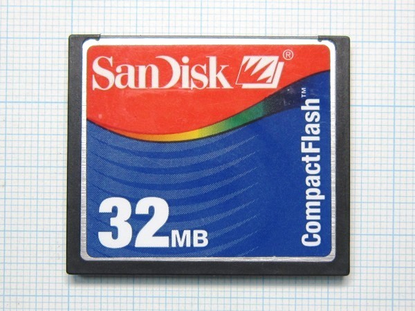 ★SanDisk コンパクトフラッシュ 32MB 中古★送料85円・185円拍卖