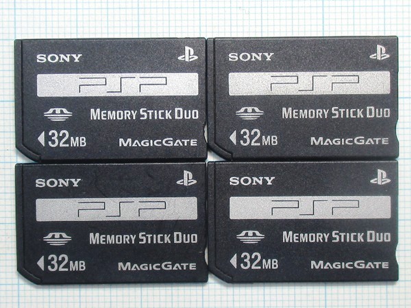 ★SONY PSP メモリースティック Duo 32MB MAGICGATE 4枚 中古★送料85円・185円拍卖
