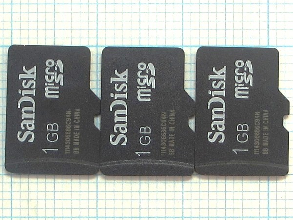 ★SanDisk microSD メモリーカード 1GB 3枚 中古★送料85円・185円拍卖
