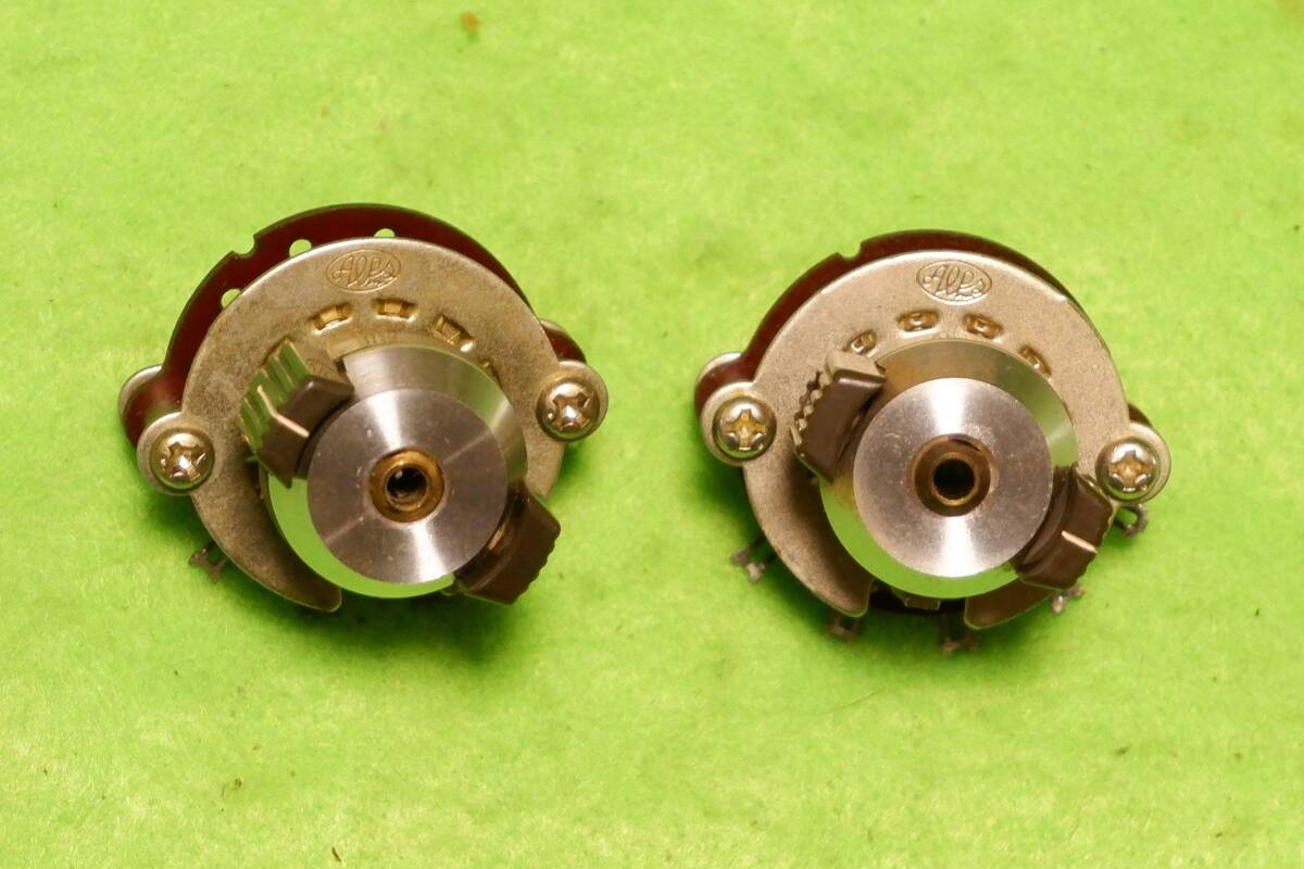 4レンジ切り替え ロータリーSW(大)+6ミリ・ツマミ まとめて2セット外し品拍卖