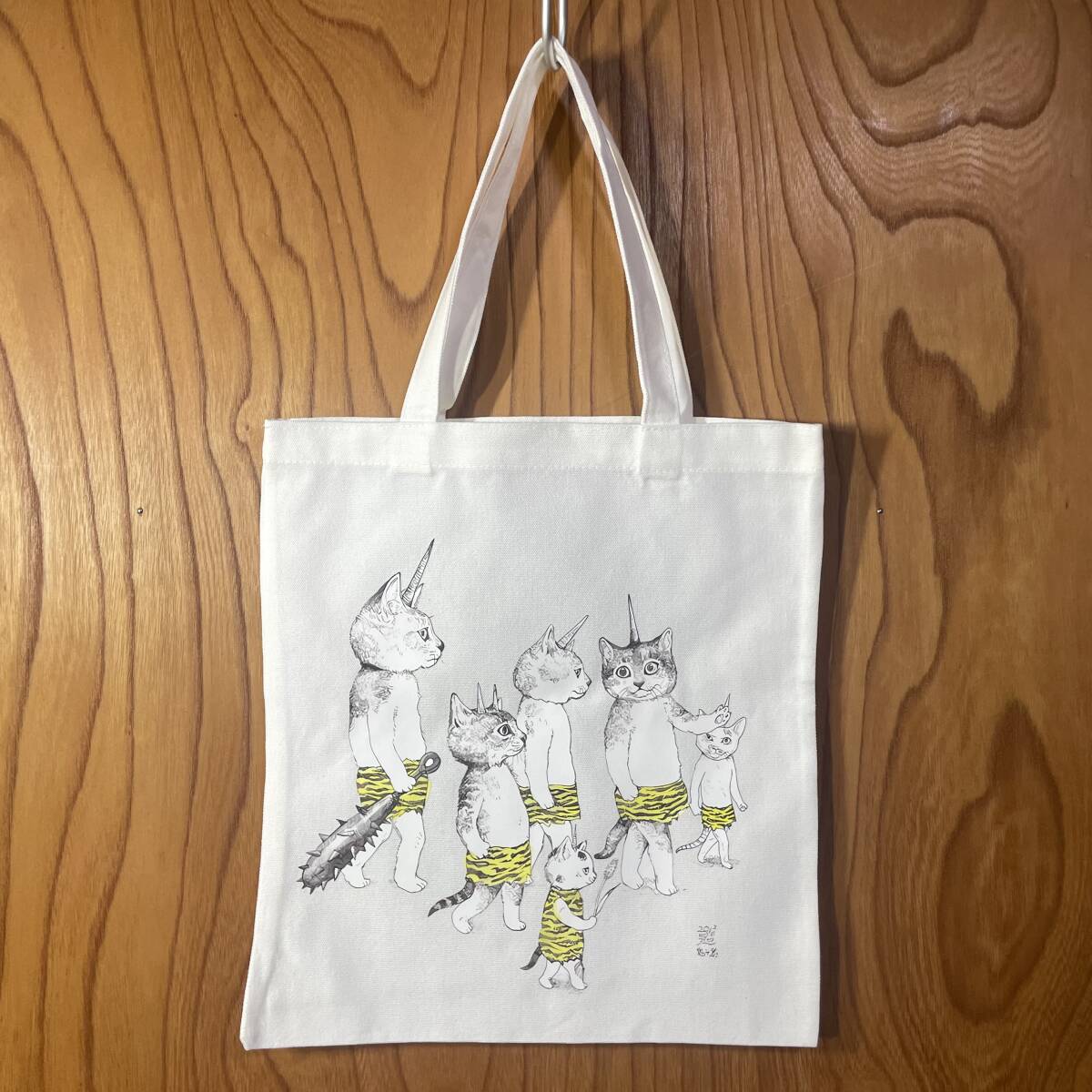 ヒグチユウコ Yuko Higuchi トートバッグ 猫 cat 鞄 エコバッグ ユニセックス 買い物袋 肩掛けOK アート 樋口裕子 カミナリさま拍卖
