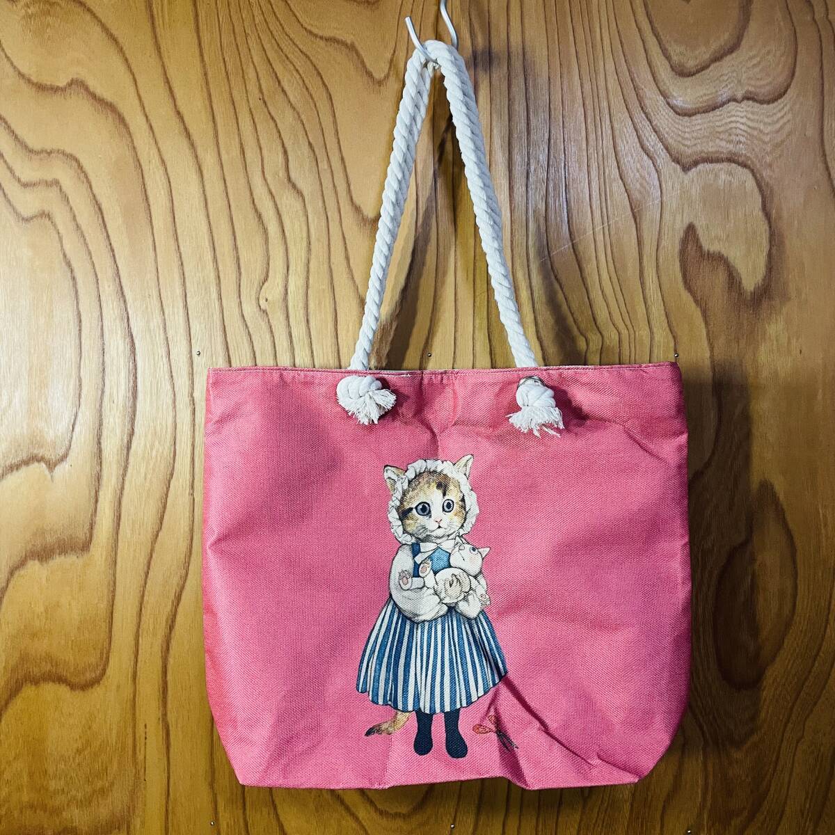 ヒグチユウコ 猫 CAT マチ付 リネン トートバッグ ジッパー付 肩掛けOK Yuko Higuchi 鞄 エコバッグ ユニセックス ロープハンドル ピンク拍卖