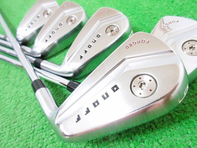 人気のS200!!!◆◆ ダイワ オノフ フォージド ONOFF FORGED KURO 2021 アイアン 5本 #6-Pw DG(S200) ◆◆黒 クロ'21-2022 FB33拍卖