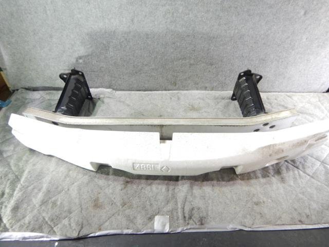 売り切りクラウンマジェスタ DBA-UZS186 フロントバンパー/Fバンパーホースメント拍卖