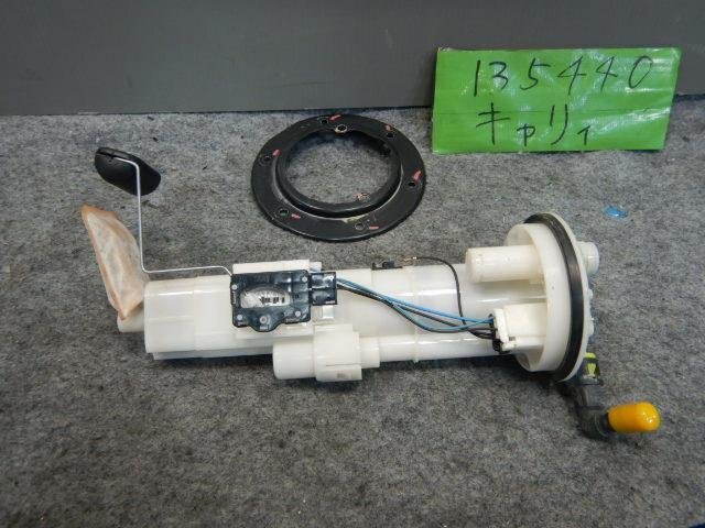 売り切りキャリィ EBD-DA16T 燃料ポンプ/フューエルポンプ拍卖