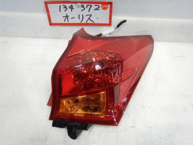 売り切りオーリス DBA-NZE184H 右テールライト/テールランプ拍卖