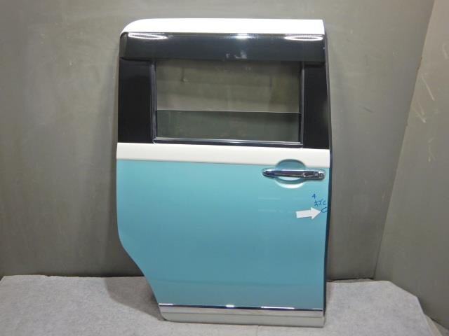 売り切りムーヴキャンバス 5BA-LA810S 右リアドア/RドアASSY拍卖