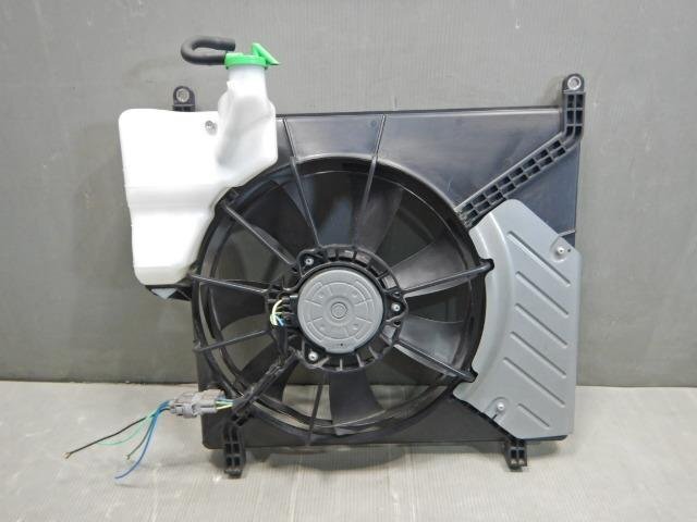 売り切りソリオ DAA-MA36S ファンシュラウド/電動ファン拍卖