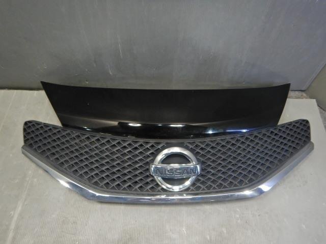 売り切りノート DBA-E12 ラジエータグリル/フロントグリル拍卖