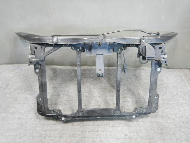 売り切りCX-5 LDA-KE2AW ラジエータコアサポート拍卖