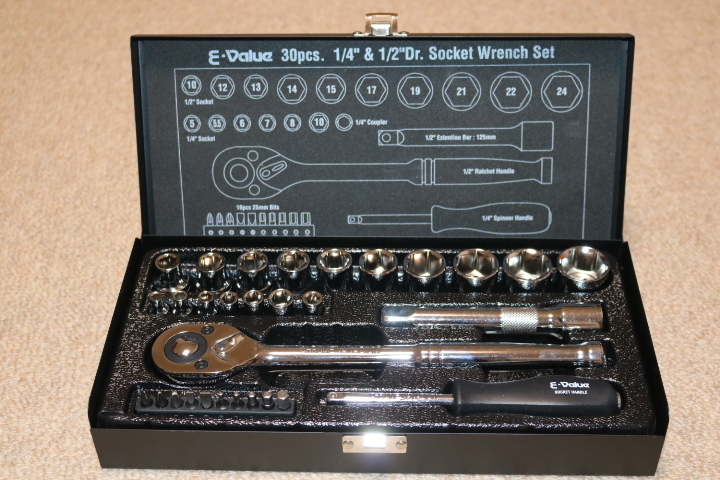 E-VALUE 藤原産業 ソケットレンチセット 30pcs ESR-2430M 工具セット 開封品 未使用品♪拍卖