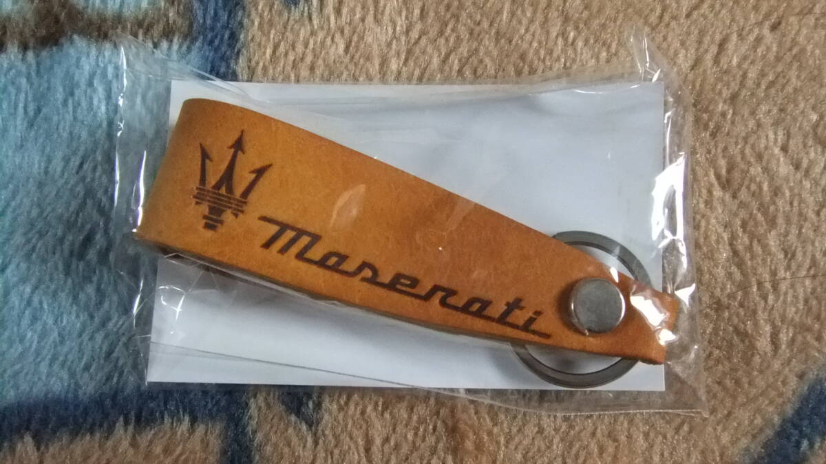 マセラティ キーホルダー 本革製 未使用新品 ステータスに!拍卖