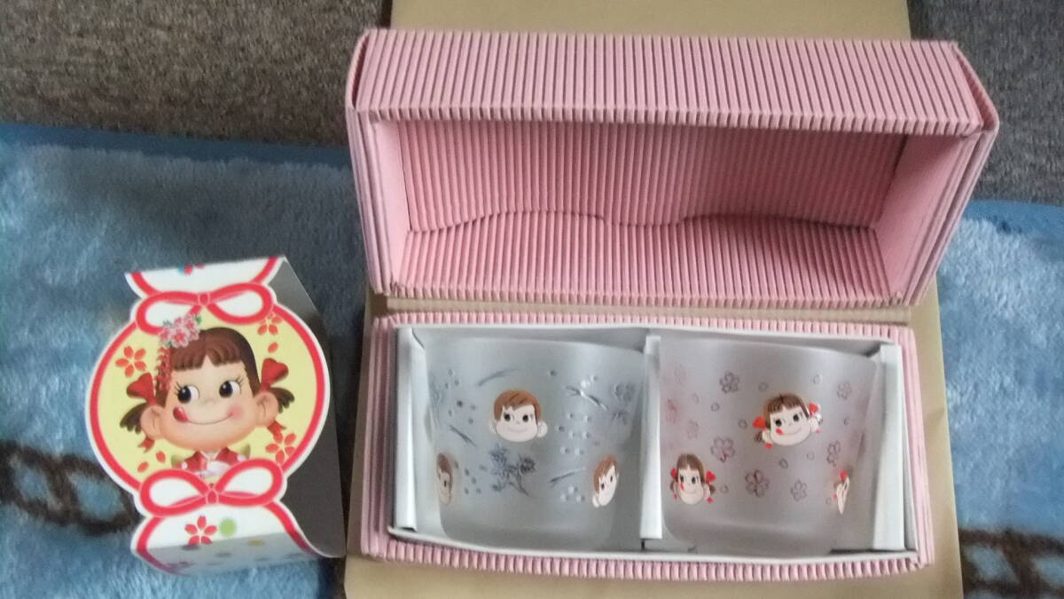 不二家 ペコちゃん ポコちゃん ペアグラス 箱入り新品拍卖