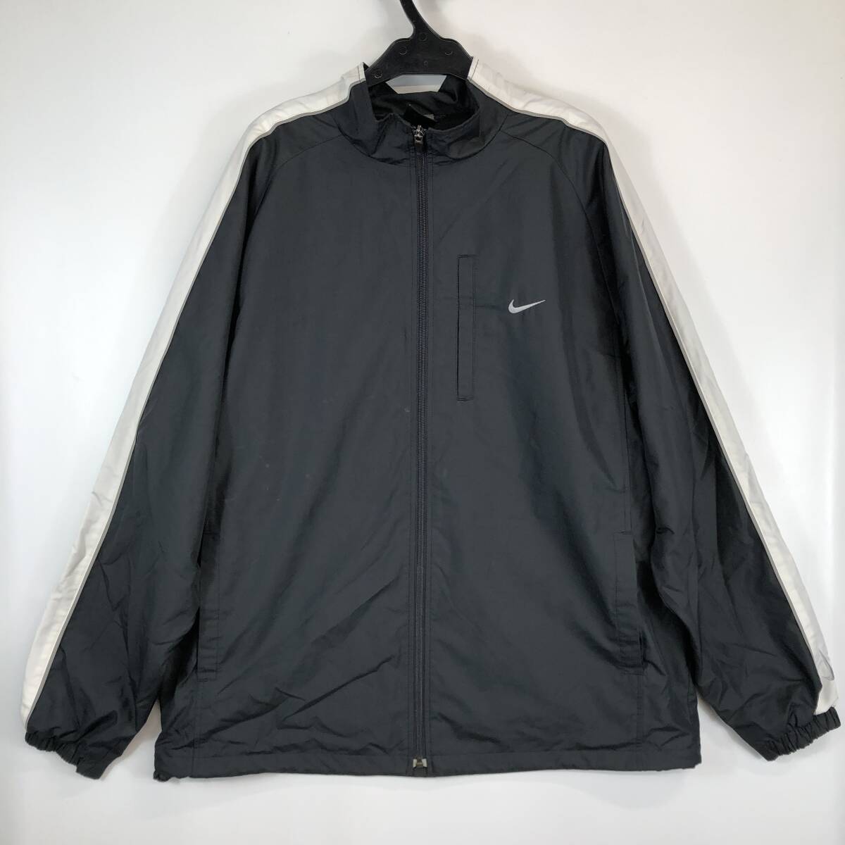 00s NIKE ナイキ 裏地付き ナイロンジャケット メンズXLサイズ ブラック ホワイト L113995拍卖