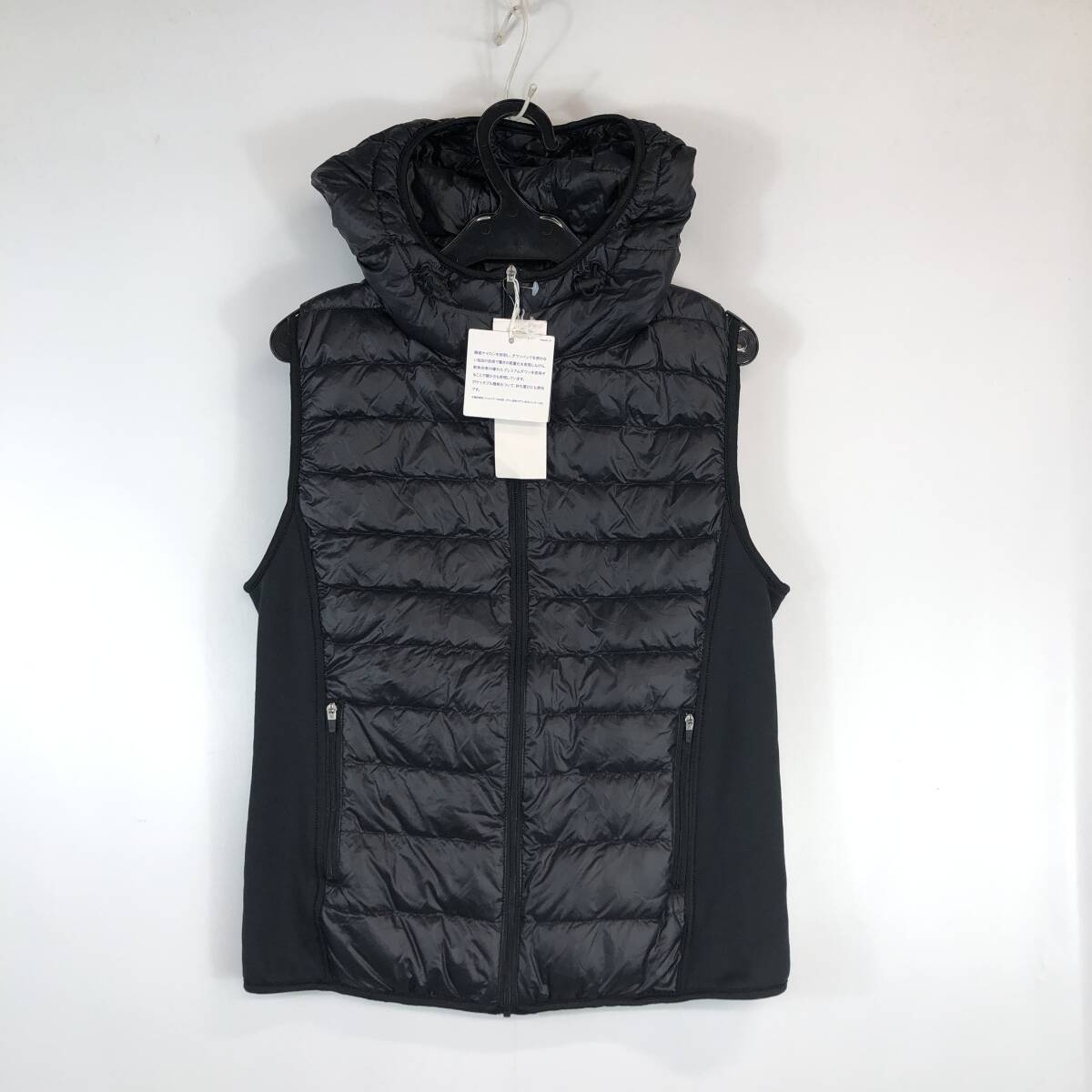 タグ付き UNIQLO ユニクロ ウルトラライトダウンフーデットベスト ブラック レディースLサイズ HT0058TE-JP拍卖