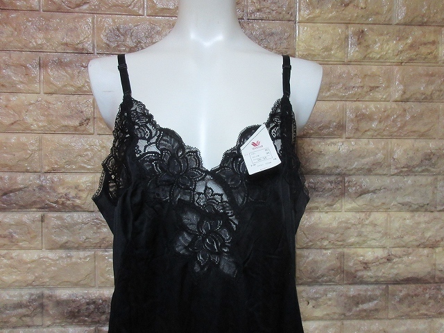 S-506★ワコール・PS6549♪未使用タグ付/レース刺繍/スリップ(90-95)★拍卖