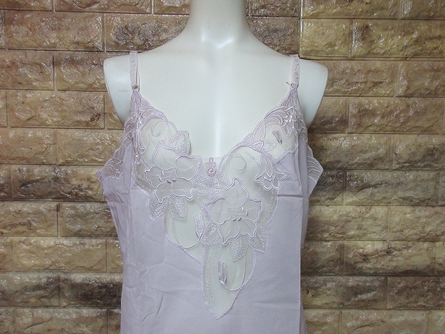 S-510★ワコール・LAURE PARFAGE(パルファージュ)♪未使用タグ付/レース刺繍/スリップ(90-95)★拍卖