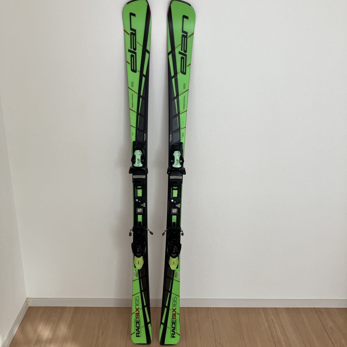 美品!ELAN RACE SLX 165センチ AMPHIBIO エラン拍卖