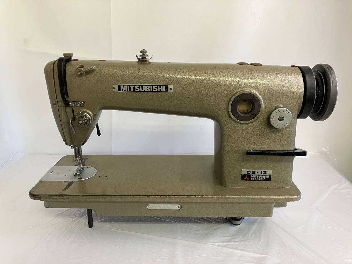 MISTUBISHI 三菱 DB-12 工業用 職業用 ミシン アンティーク インテリア 手芸 レトロ 昭和レトロ コレクション 現状品拍卖