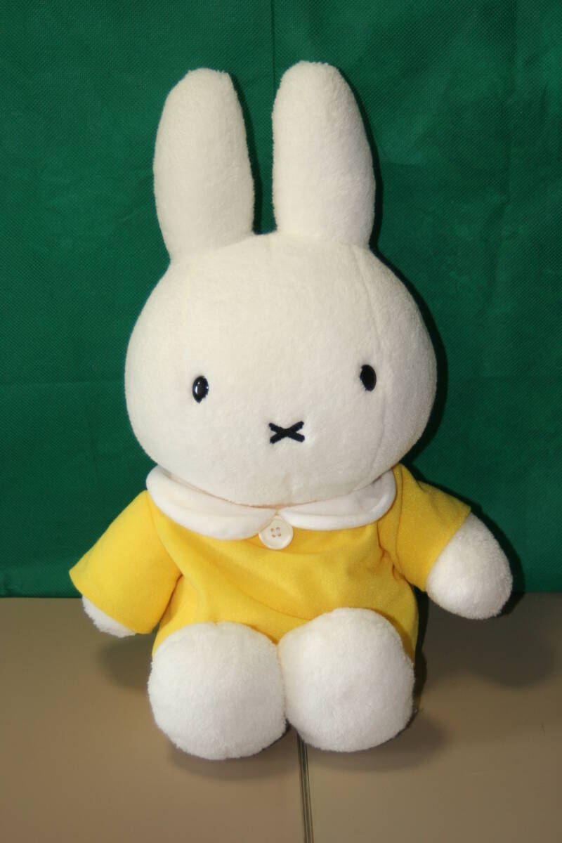ミッフィー 黄色のワンピース ぬいぐるみ セキグチ製品 2000年 全長約46cm ペレット入り イエロー ワンピース着脱可能拍卖
