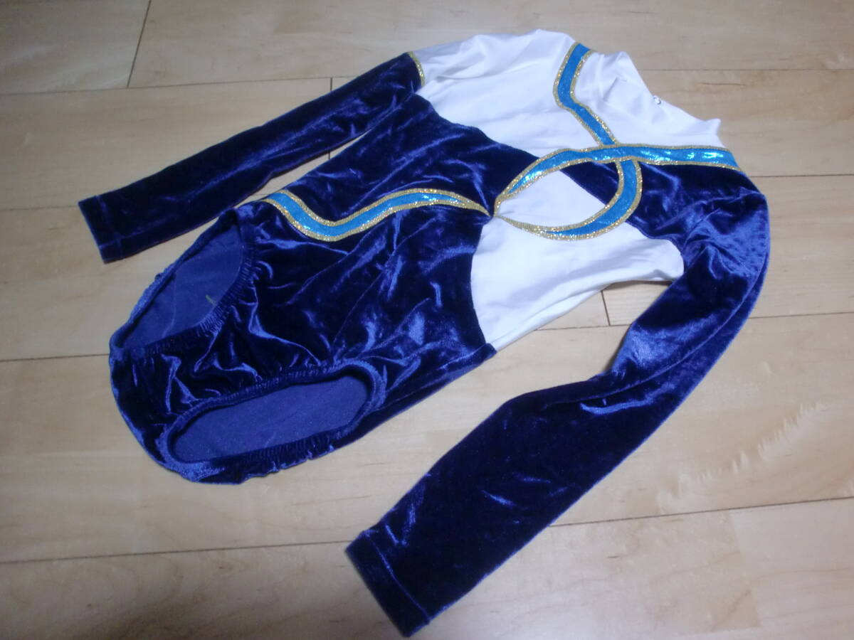 279:ベロア生地使い レオタード 12拍卖