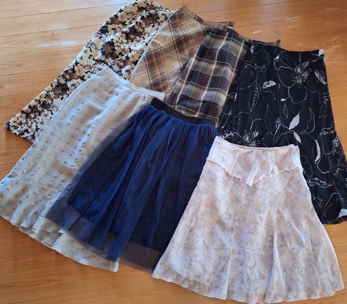 ★まとめ売り スカート7点セット 春から秋口まで 未使用に近いお品6点 M~L★拍卖