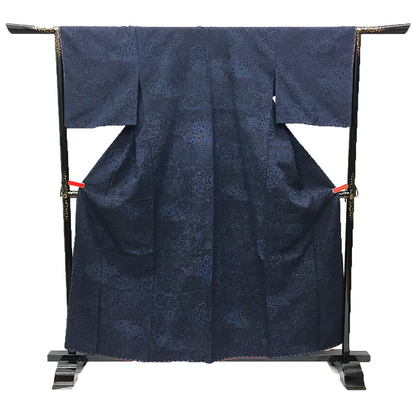 セール 京やH140 特選単衣着物 正絹 単衣の時期の紬 紬の着物 袷の時期にも 袖口・八掛付き 単衣 盛夏を避けてオールシーズン着れる紬拍卖